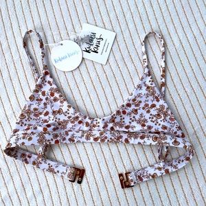 NWT Kulani Kinis XS Running Flower Top